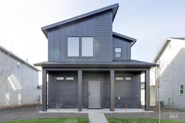 2955 E Mossy Creek Dr, Kuna, ID 83634