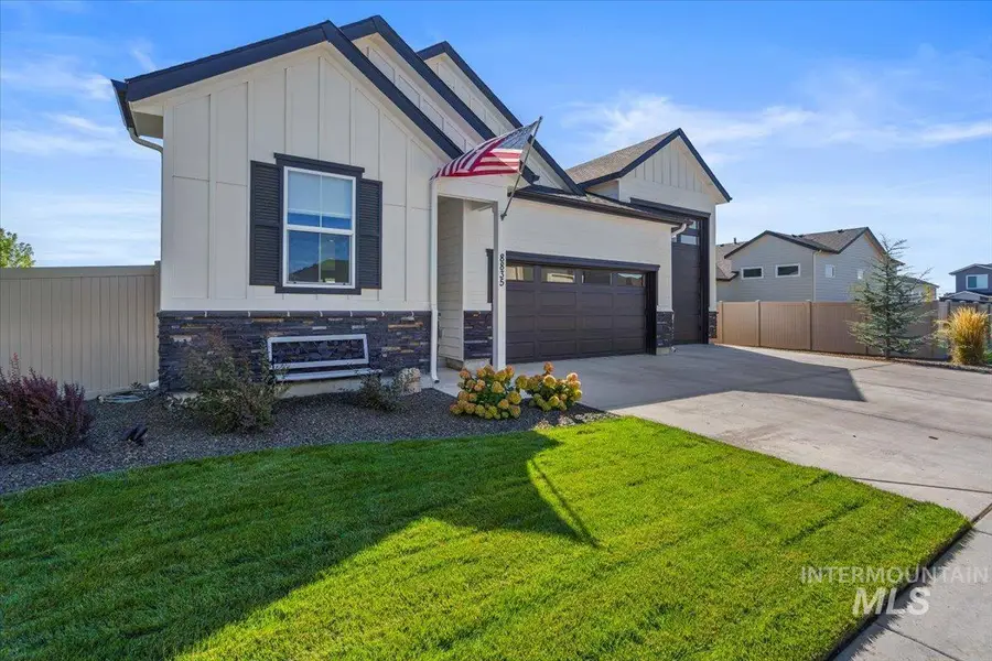 8835 E Snow Drop St, Nampa, ID 83687 - Image #2