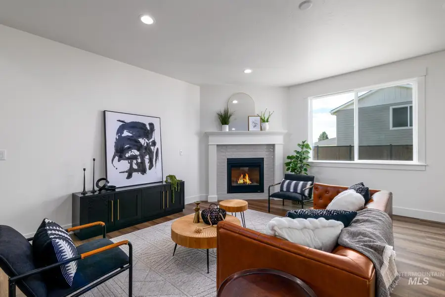 4656 E Coldwater Dr, Nampa, ID 83687 - Image #3