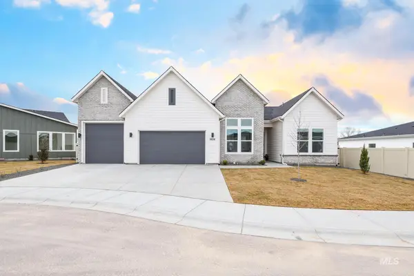 3675 N San Carlos Way, Star, ID 83669