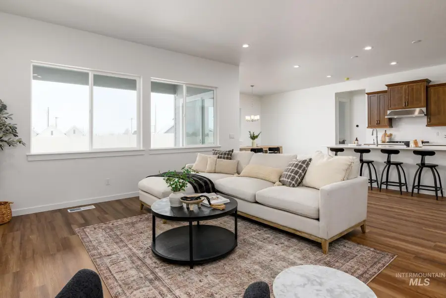 3675 N San Carlos Way, Star, ID 83669 - Image #2