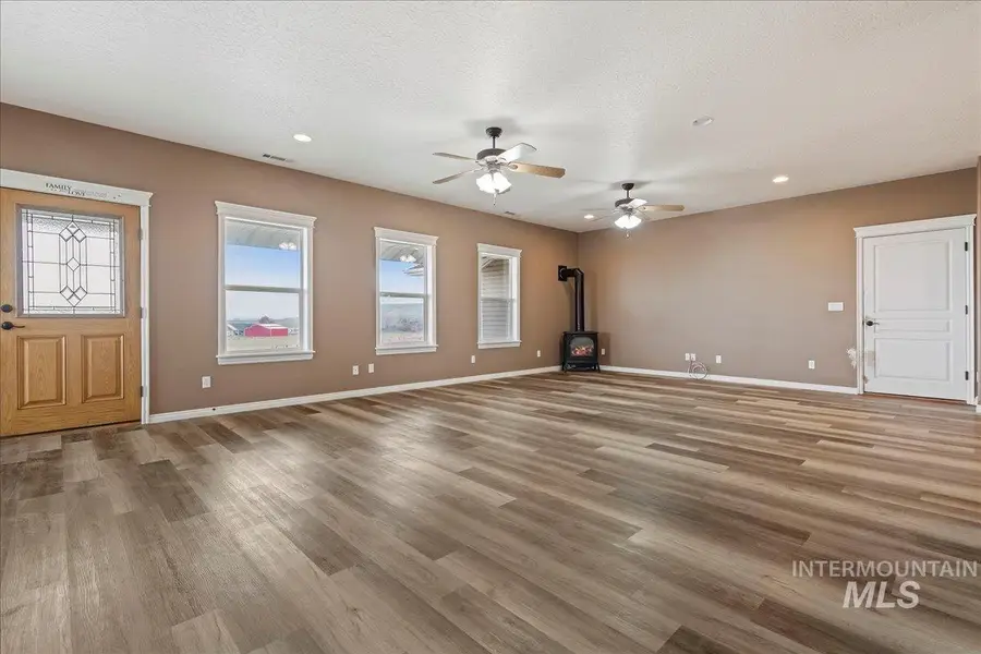 2346 Thompson Rd, Homedale, ID 83628 - Image #3