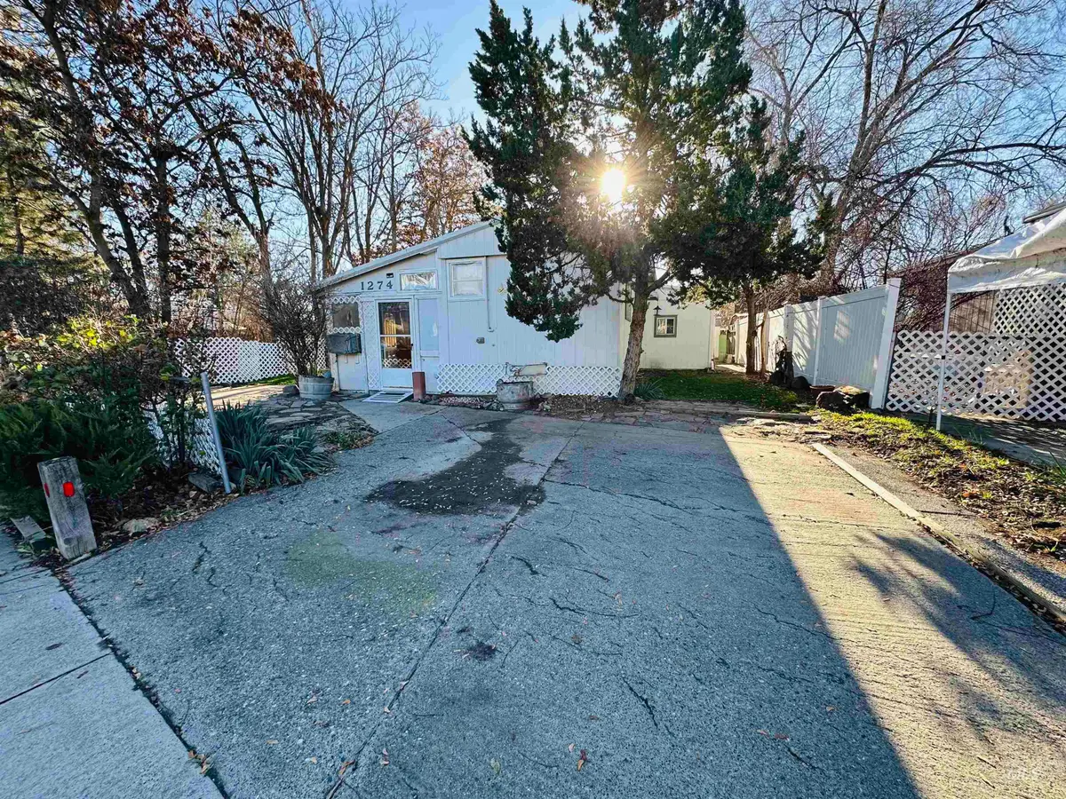 1274 SE 11th Ave, Ontario, OR 97914 - Image #1