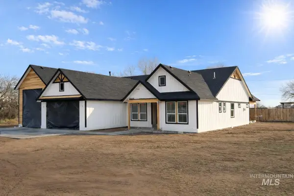 5540 SE Greenwood Ave, Mountain Home, ID 83647