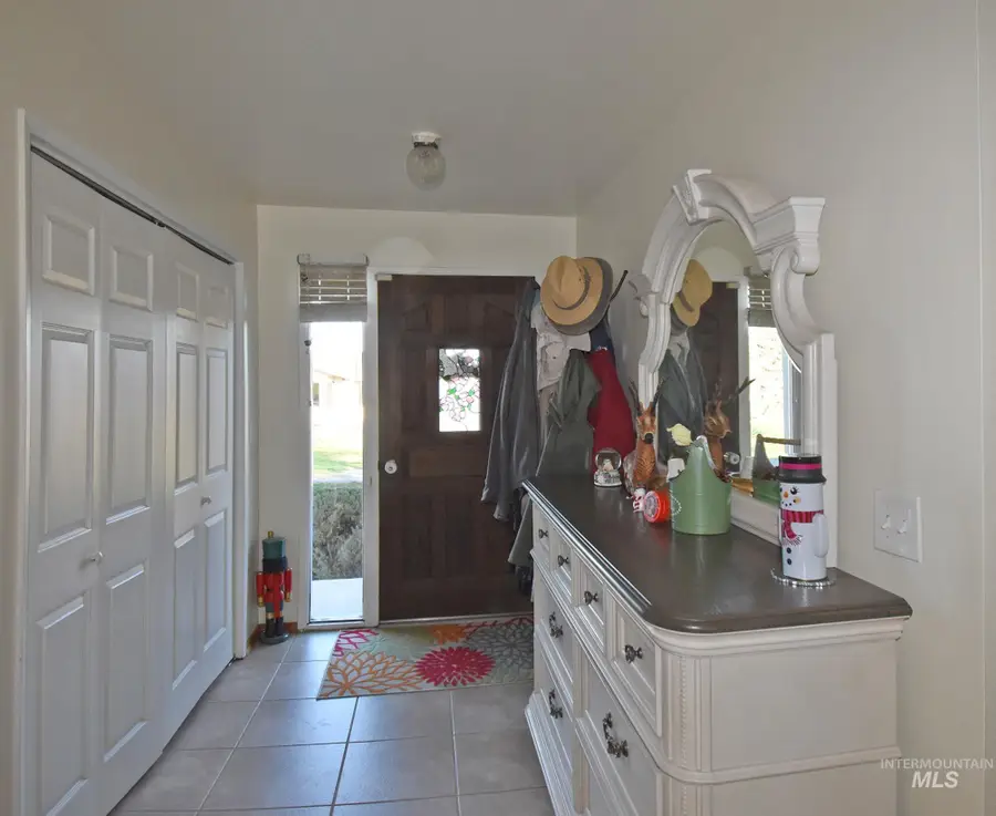 1716 Alder Avenue, Lewiston, ID 83501 - Image #2