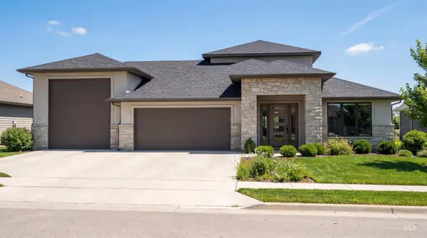 870 N Creekwater #Lot 6 Block 5, Eagle, ID 83616