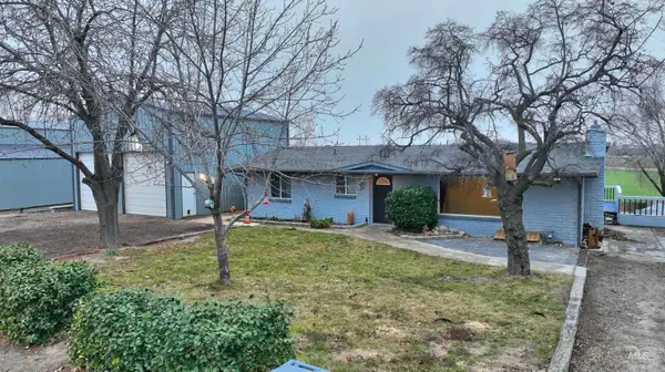 526 Ridge, Nampa, ID 83686