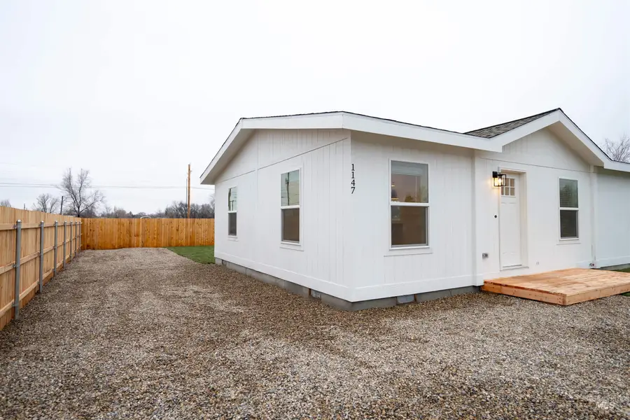 1147 Power Avenue, Payette, ID 83661 - Image #2