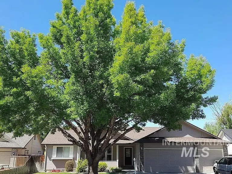 2000 E Chimere Dr, Meridian, ID 83646 - Image #1