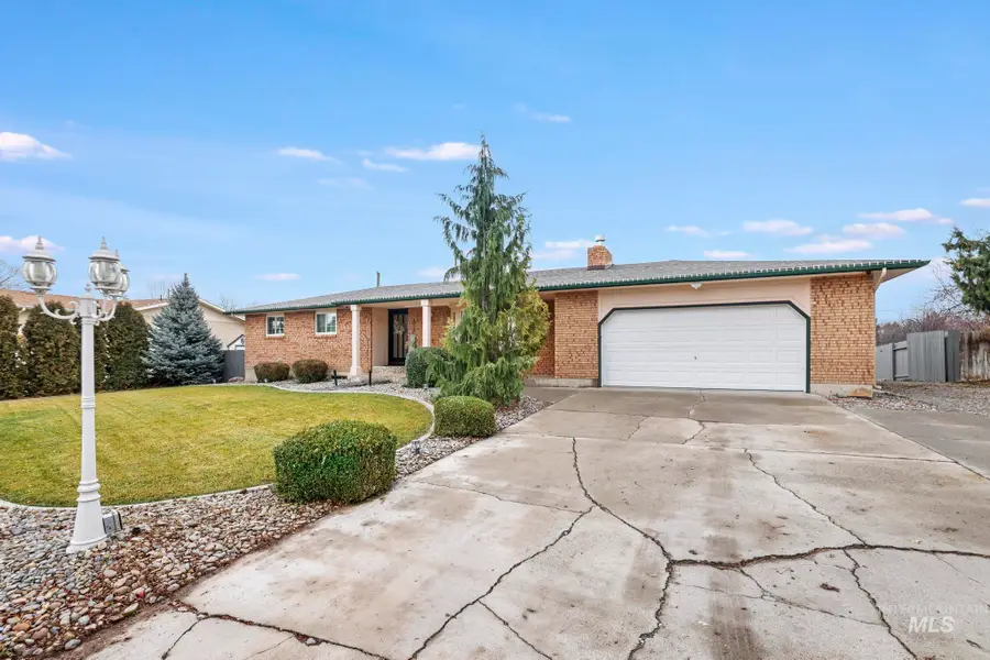 2432 Dorm Dr, Twin Falls, ID 83301 - Image #3