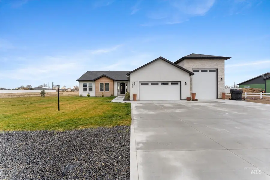 4460 NW Purple Sage, Mountain Home, ID 83647 - Image #2