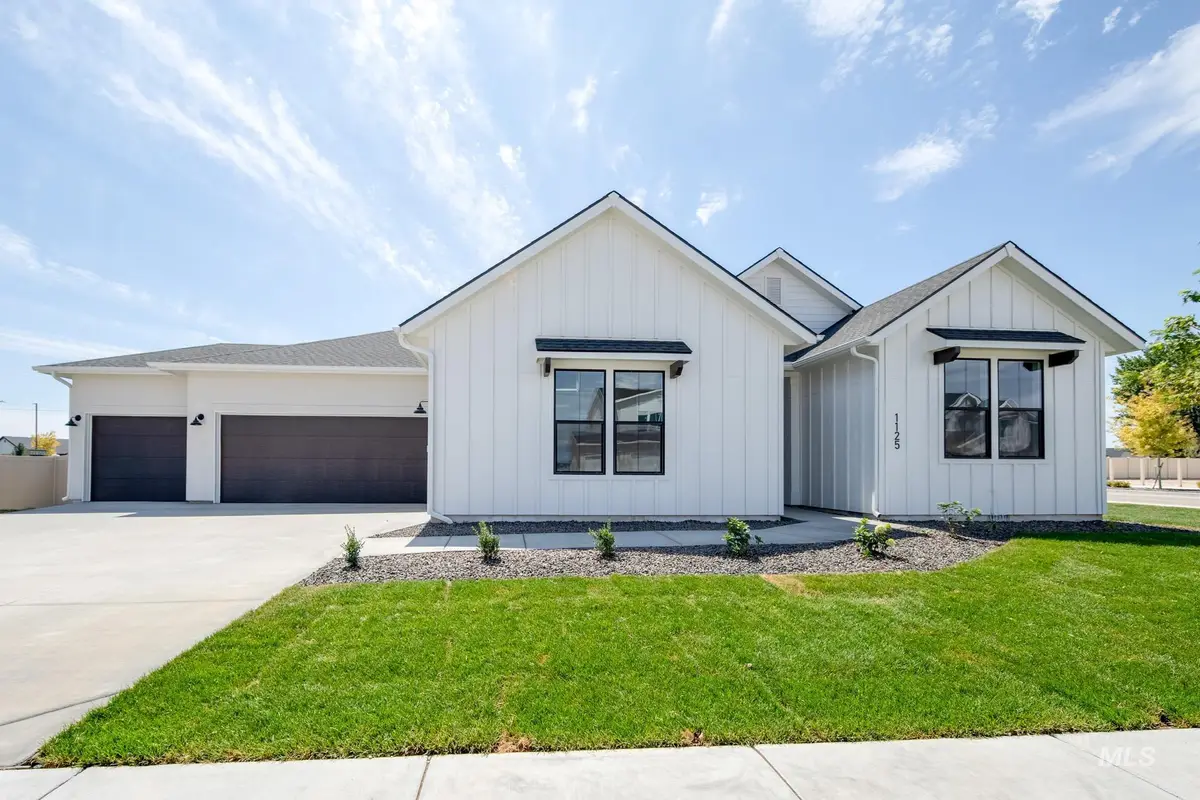 17250 N Swan Springs Pl, Nampa, ID 83687 - Image #1