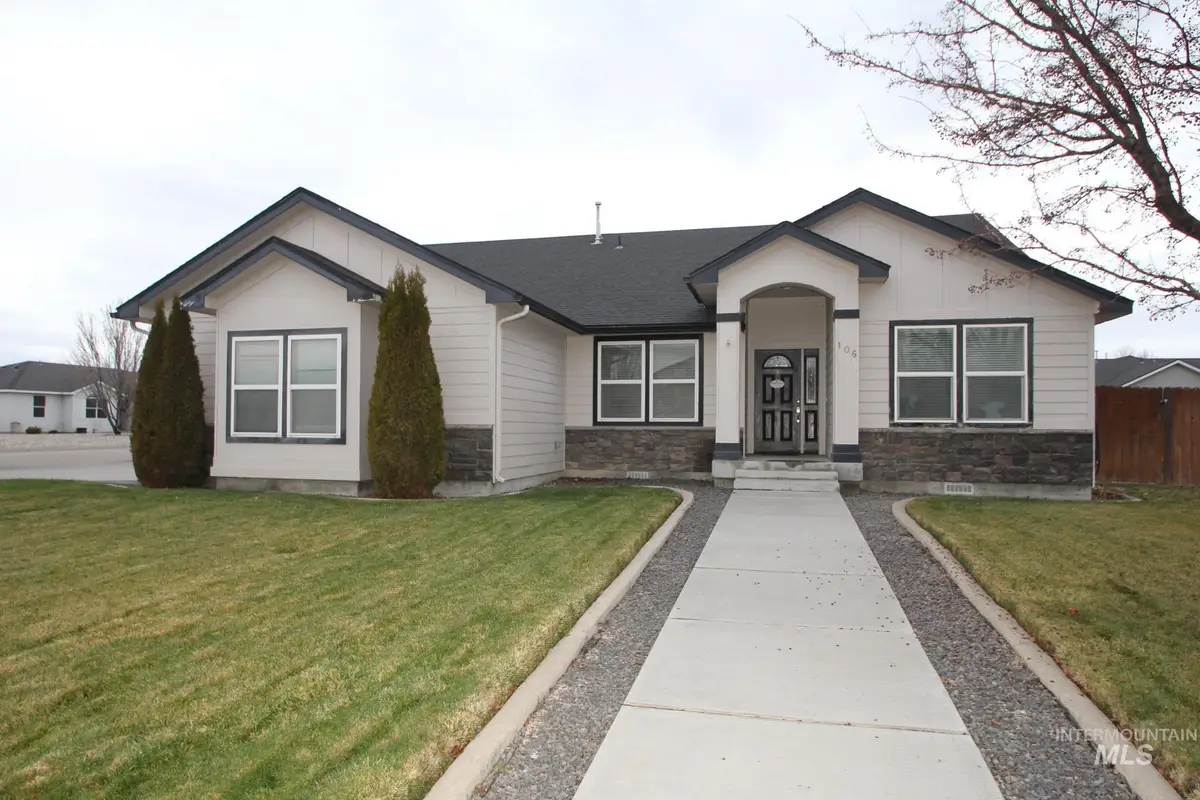 106 NE Windy Street, Mountain Home, ID 83647 - Image #1