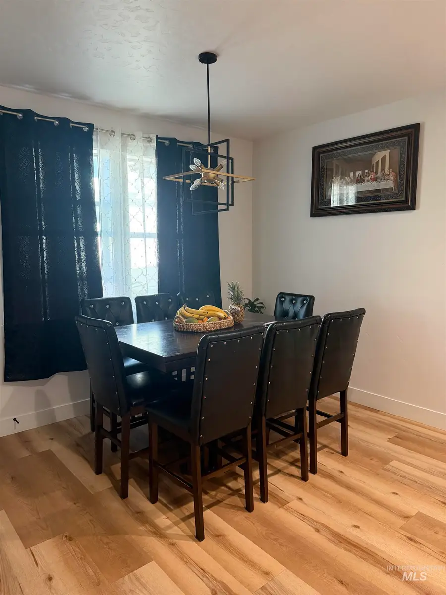 11260 White River St, Caldwell, ID 83605 - Image #3