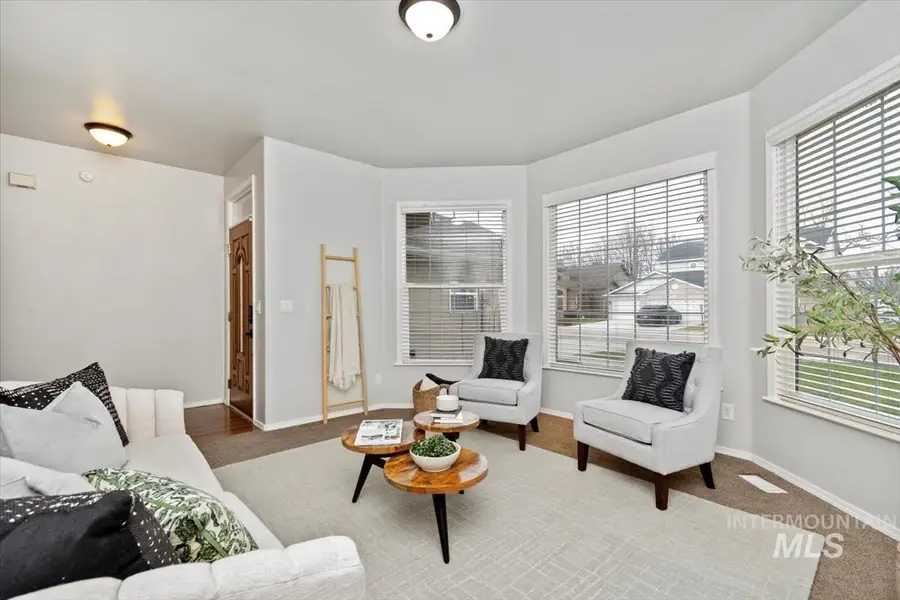 11835 W Dallan Dr, Boise, ID 83713 - Image #2