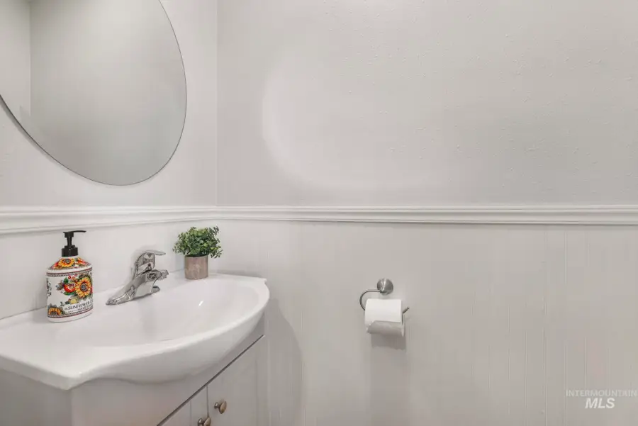 2251 E 1775 S, Gooding, ID 83330 - Image #2