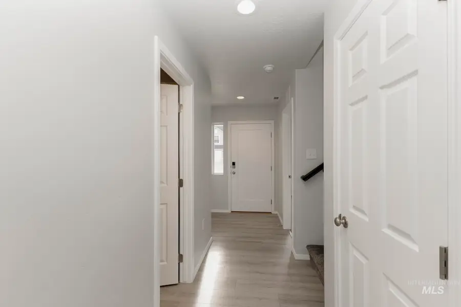 7303 S Bungalow Ave, Meridian, ID 83642 - Image #2