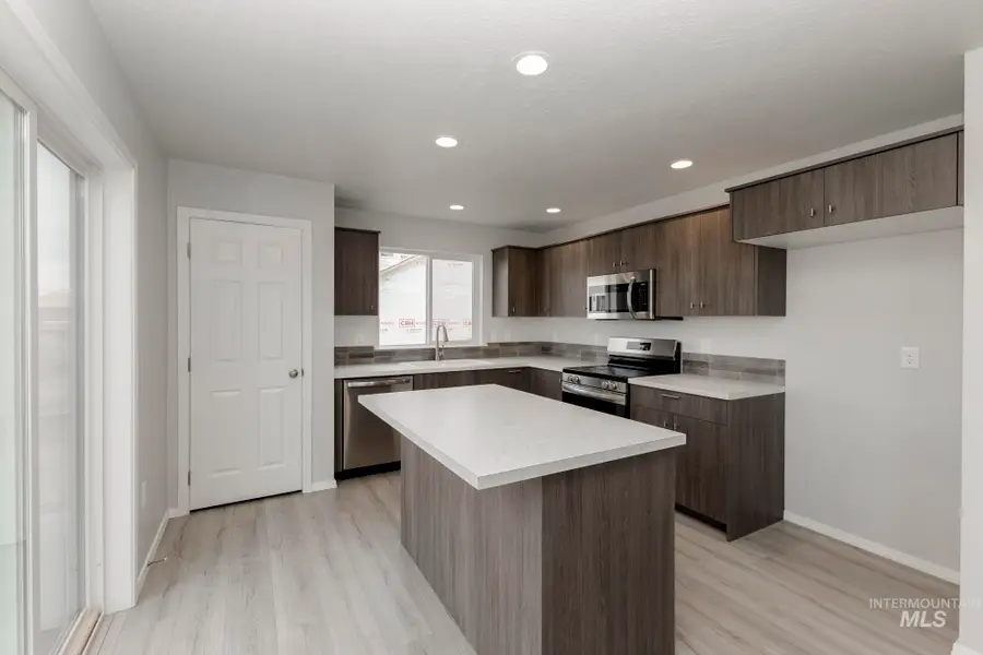 7303 S Bungalow Ave, Meridian, ID 83642 - Image #3