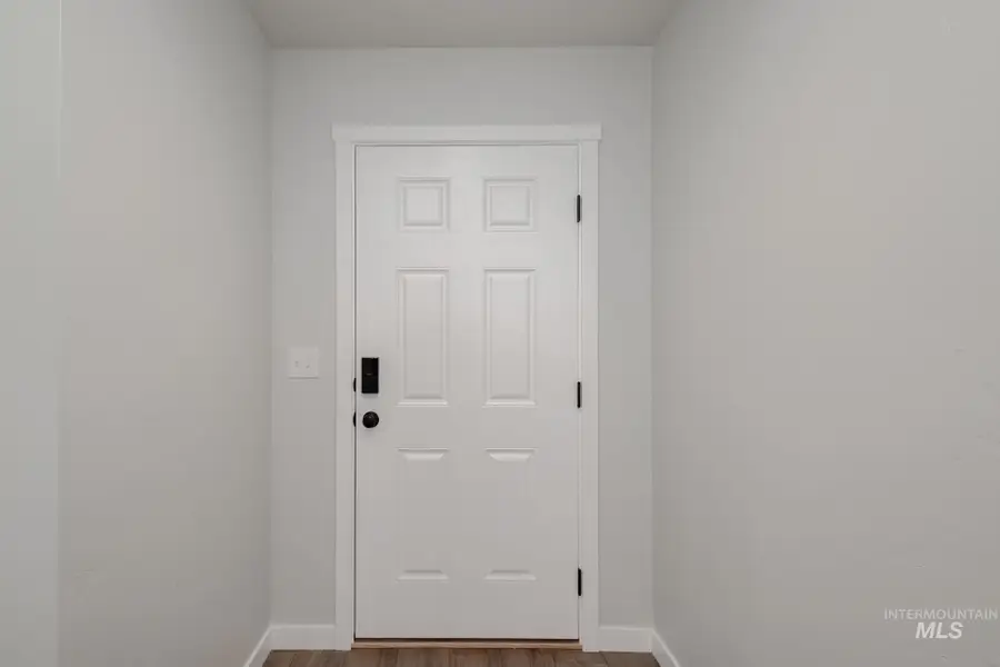 7352 S Bungalow Ave, Meridian, ID 83642 - Image #2