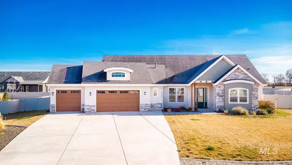 24806 Thunder Cloud St, Middleton, ID 83644