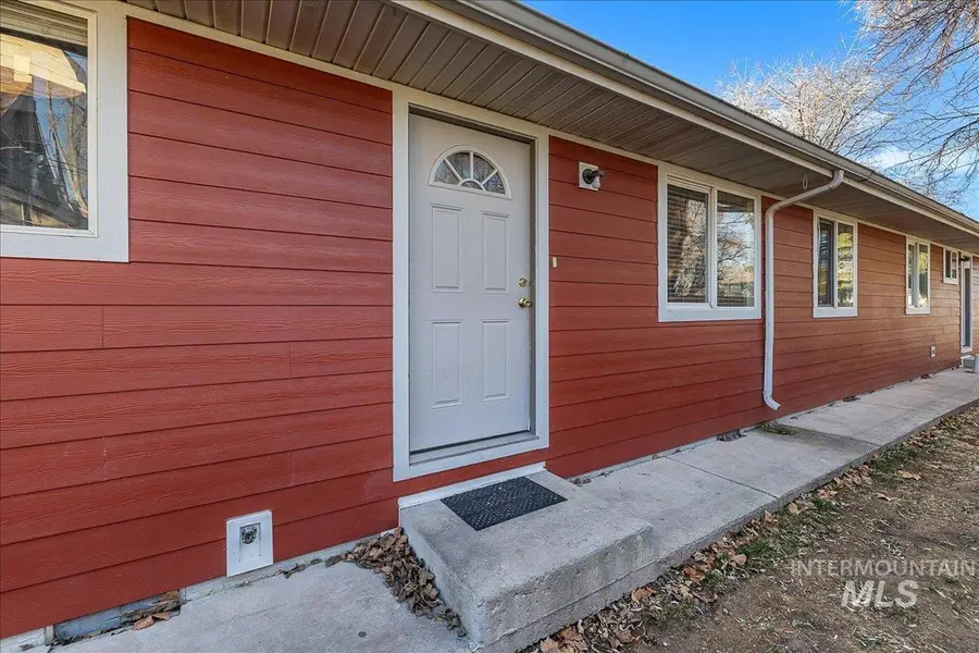 1015 S Ivy St., Nampa, ID 83686 - Image #3