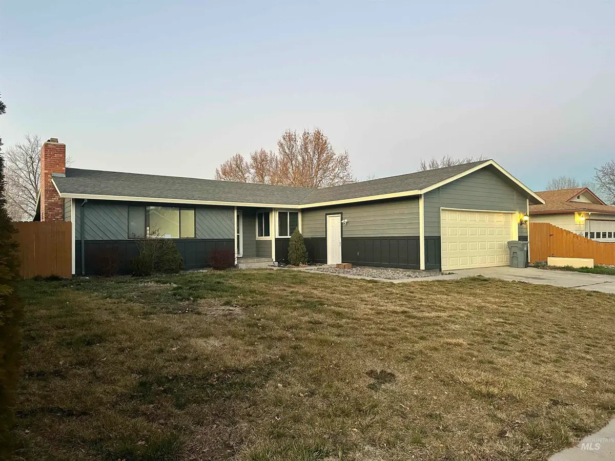 119 E Spruce St, Caldwell, ID 83605 - Image #1