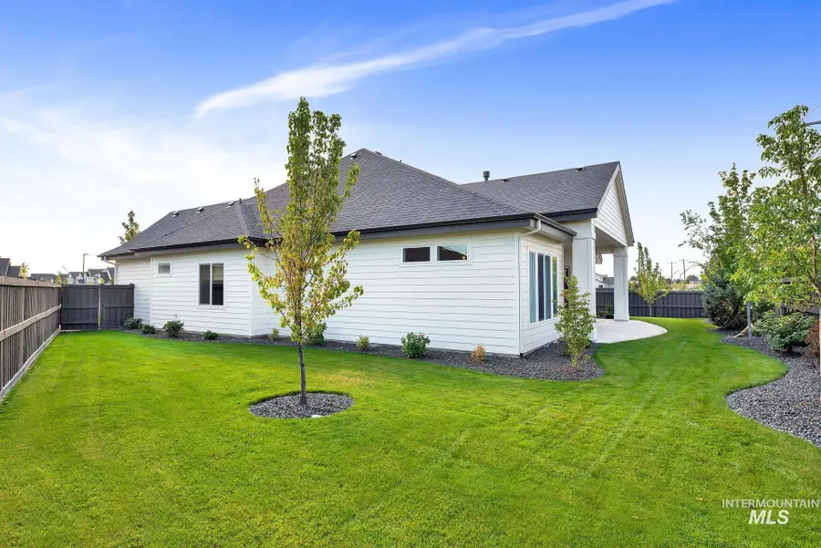 4758 W Fern Vista Ct, Meridian, ID 83646 - Image #2