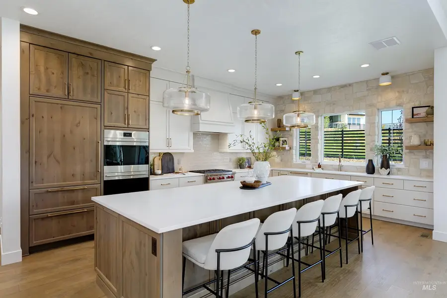 5641 W Haughburn Dr, Eagle, ID 83616 - Image #2