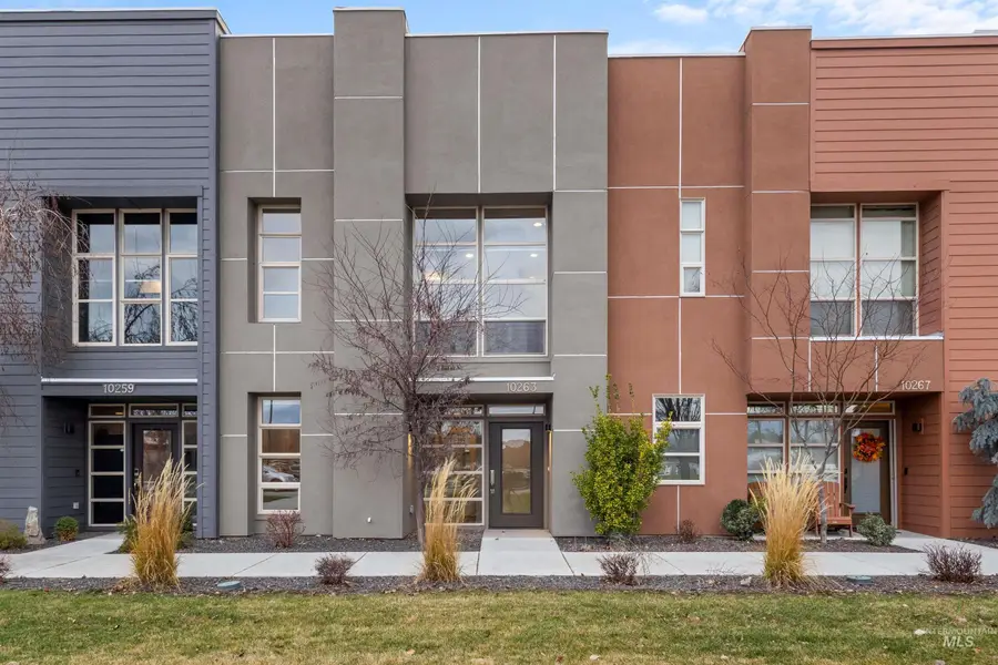 10263 W Carlton Bay Dr, Garden City, ID 83714 - Image #2