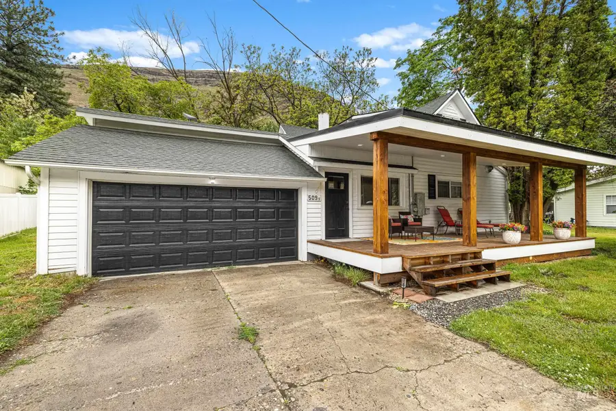 509 S Main St, Riggins, ID 83549 - #3