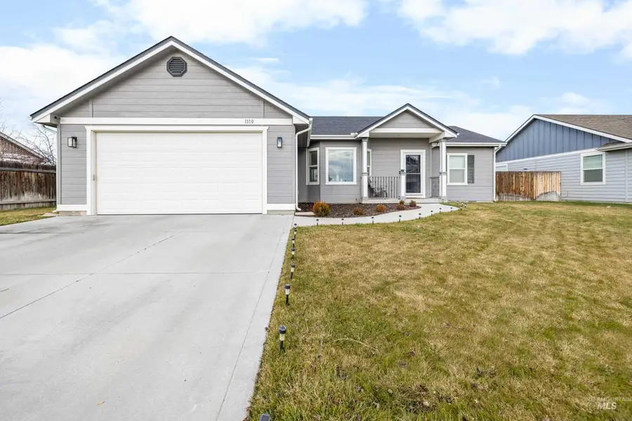 1110 SW Sw Bonnie St, Mountain Home, ID 83647 - Image #2