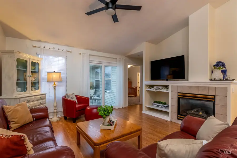 1887 N Buena Vista Ave, Meridian, ID 83646 - Image #3