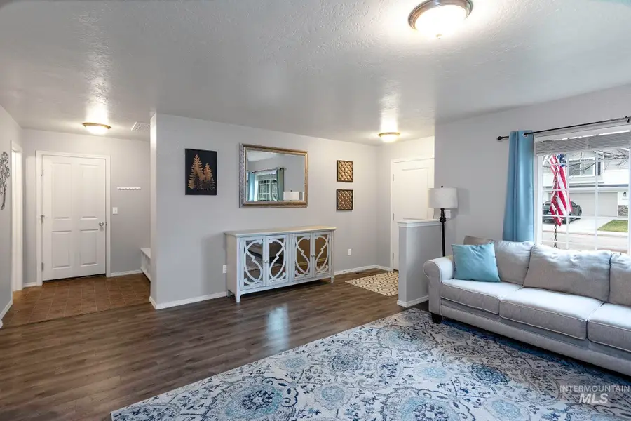 5660 S Moon Land, Boise, ID 83709 - Image #3