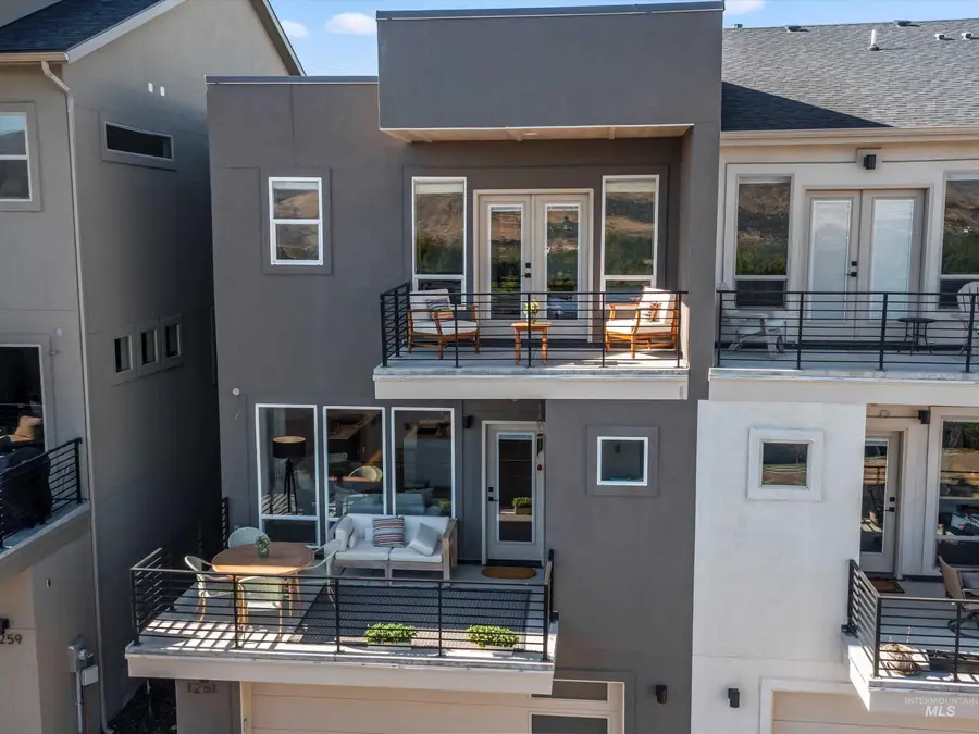 1251 E Echelon Ridge Lane, Boise, ID 83716 - #2