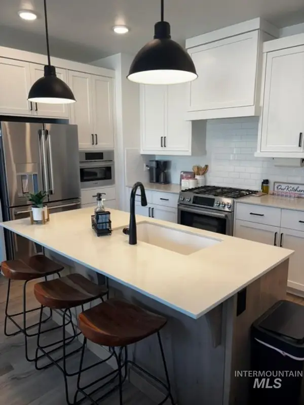 4678 W Riva Capri, Meridian, ID 83646