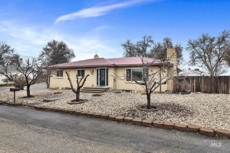 709 E Elm Ave, Parma, ID 83660 - Image #3