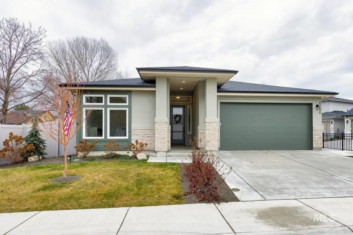 6196 N Duncan Ave, Garden City, ID 83714 - Image #1
