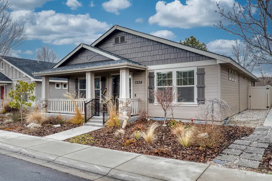 7334 W Baron Ln, Boise, ID 83714 - Image #2