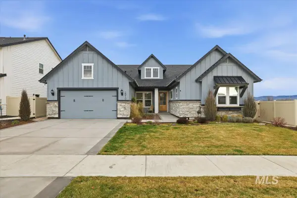 2910 E Brace St, Meridian, ID 83642