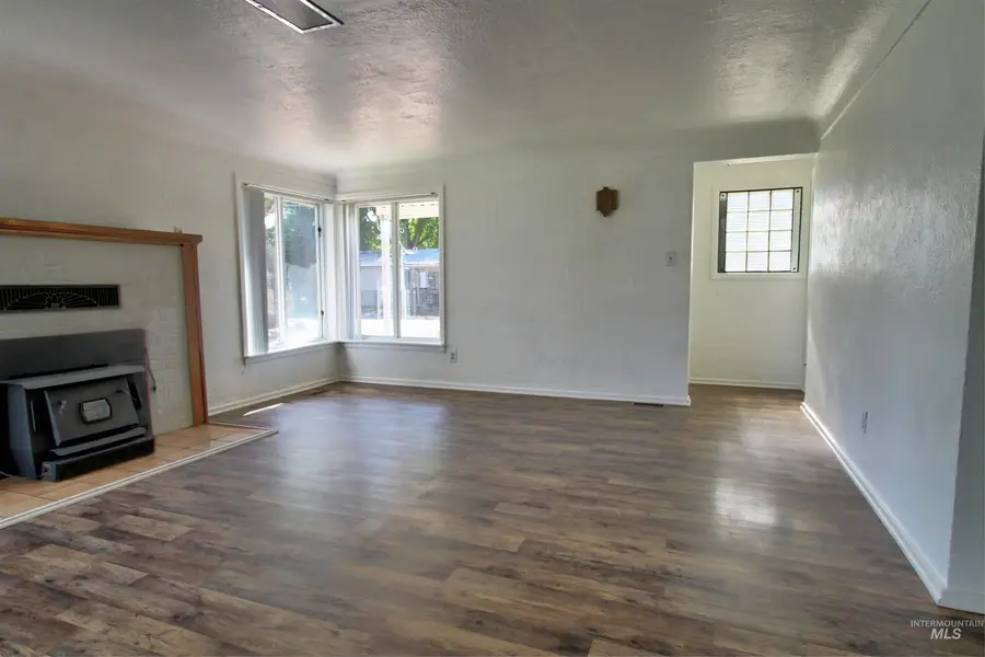 2912 S Harmony Ave, Boise, ID 83706 - Image #3