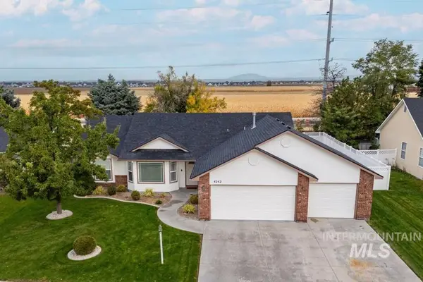 4242 W Niemann Dr, Meridian, ID 83646