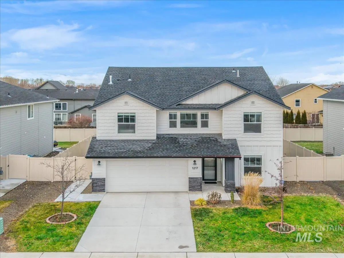 1217 N Bowknot Lake Ave, Star, ID 83669 - Image #1