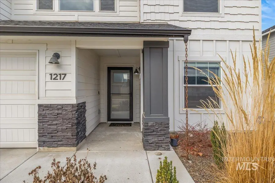 1217 N Bowknot Lake Ave, Star, ID 83669 - Image #3