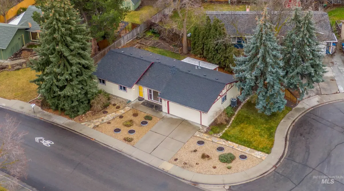 7159 W Gillis Dr, Boise, ID 83714 - Image #1