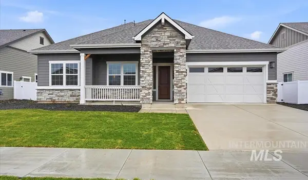 882 N Falling Water Way, Eagle, ID 83616