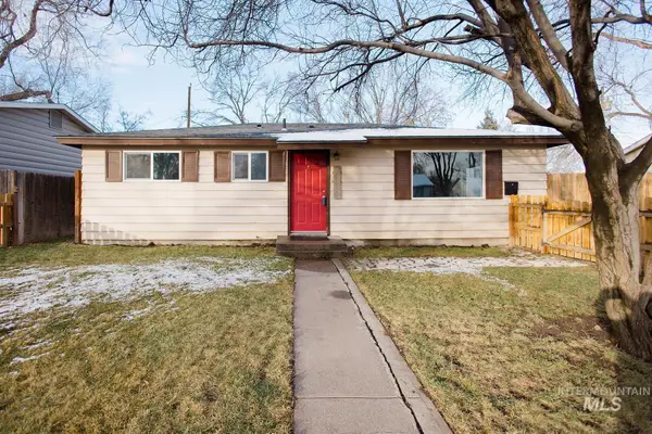 1320 E 4th N, Mountain Home, ID 83647