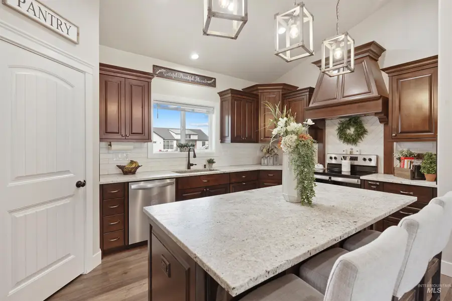 561 Biscotti Loop, Heyburn, ID 83336 - Image #2