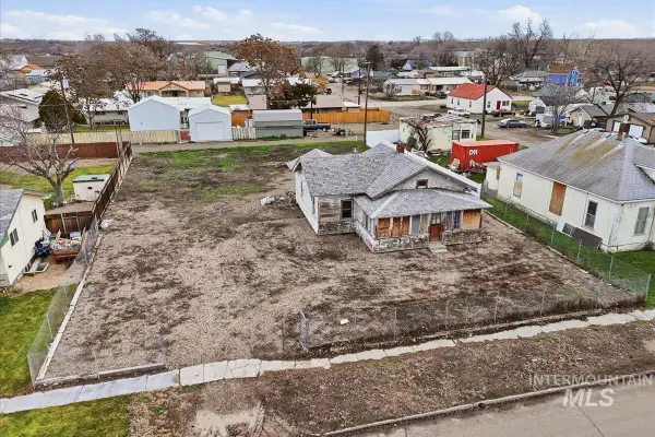 506 N 3rd St, Nyssa, OR 97913