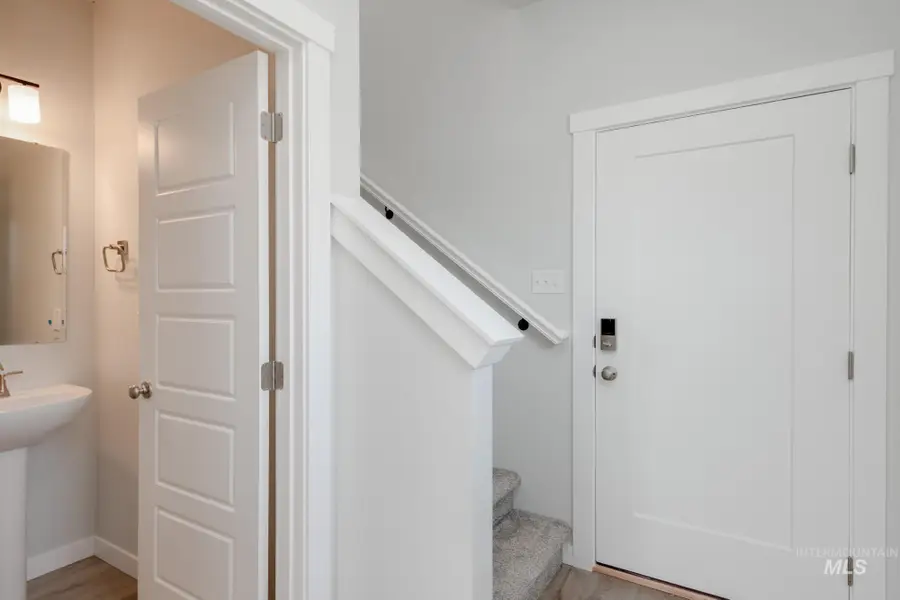 10467 W Tinder St, Star, ID 83669 - Image #2