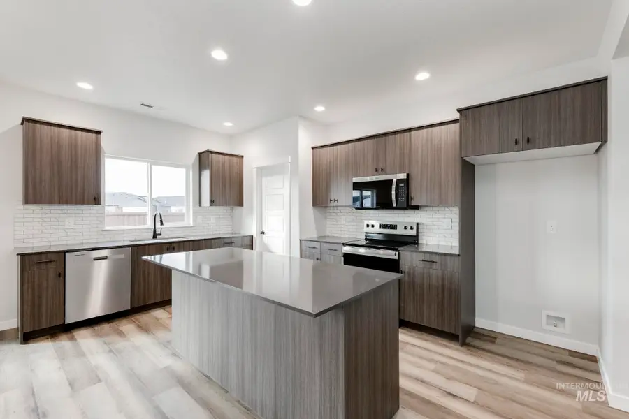 3102 E Mossy Creek Dr, Kuna, ID 83634 - Image #3